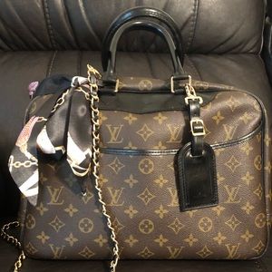 Custom Louis Vuitton Deauville